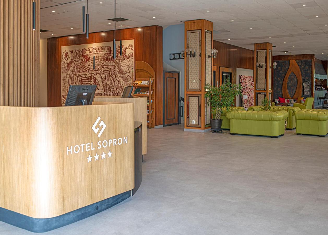 Hotel Sopron Exterior photo