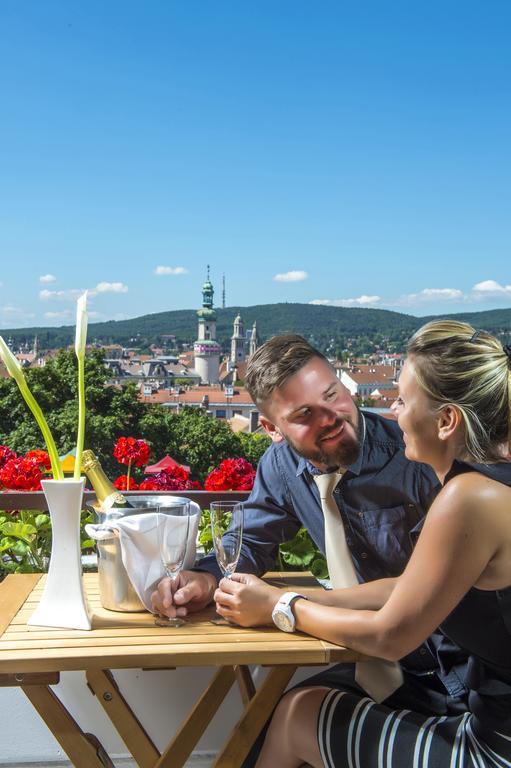 Hotel Sopron Exterior photo